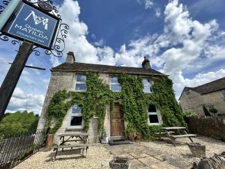 Public House And Holiday Accomodation Star Lane The Queen Matilda Tavern